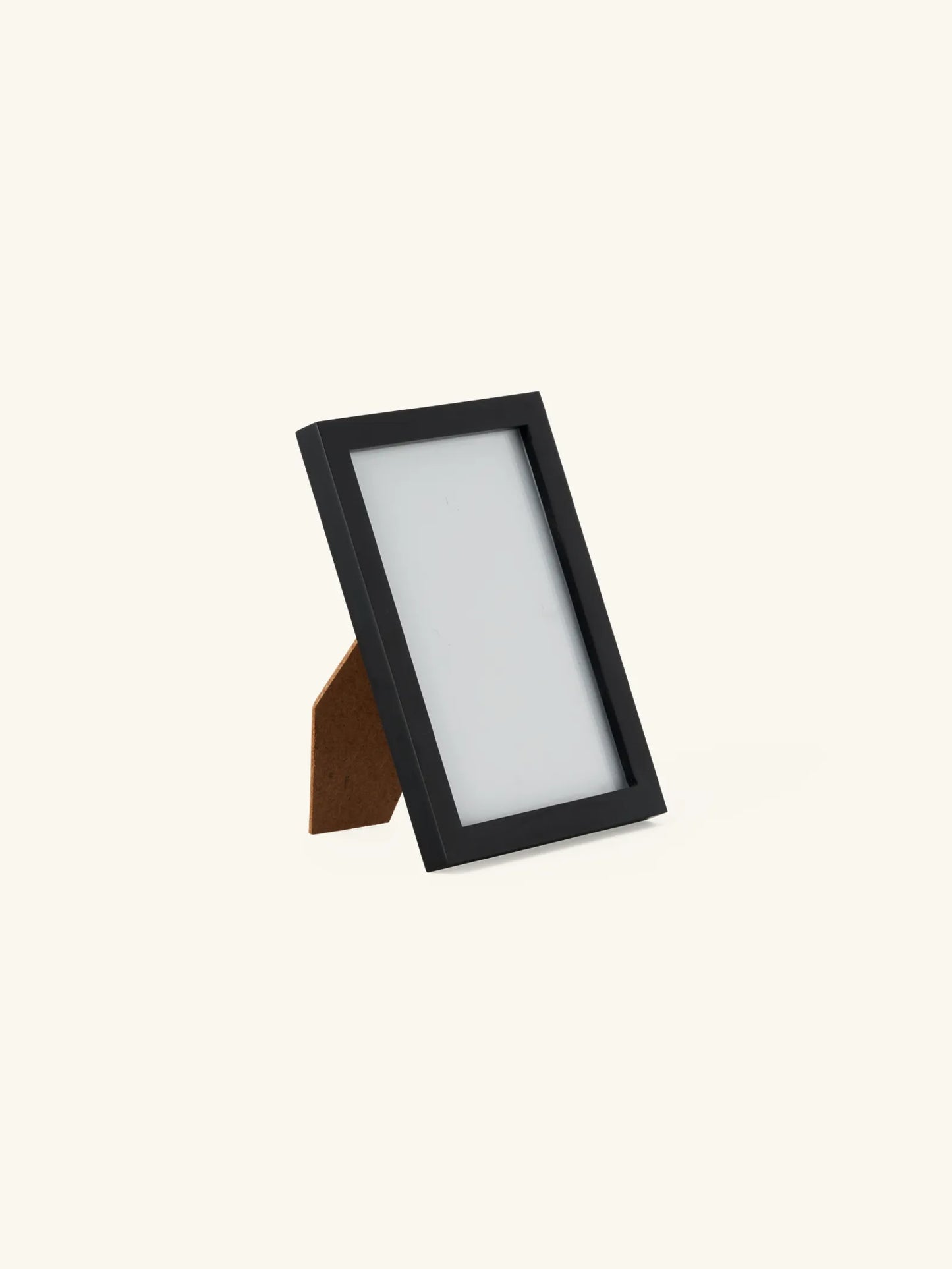 Cadre photo en bois noir pour mettre en valeur l’empreinte de votre animal